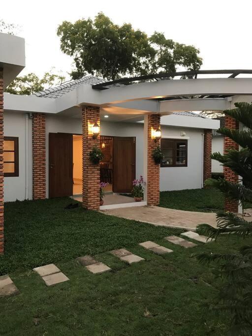 Rock Garden Beach D19 Pool Villa Rayong Ngoại thất bức ảnh
